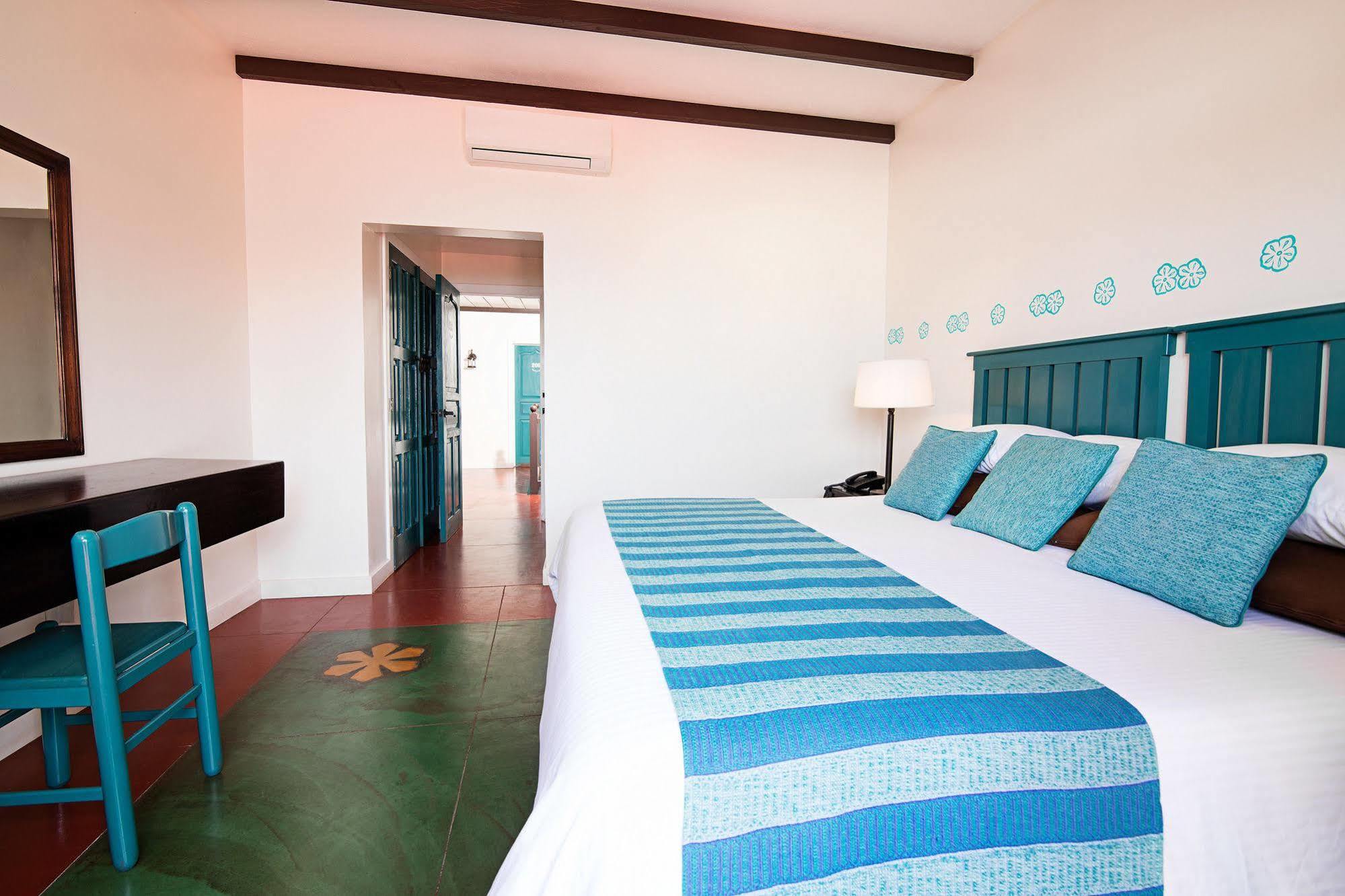 Hotel Isla De Flores Luaran gambar