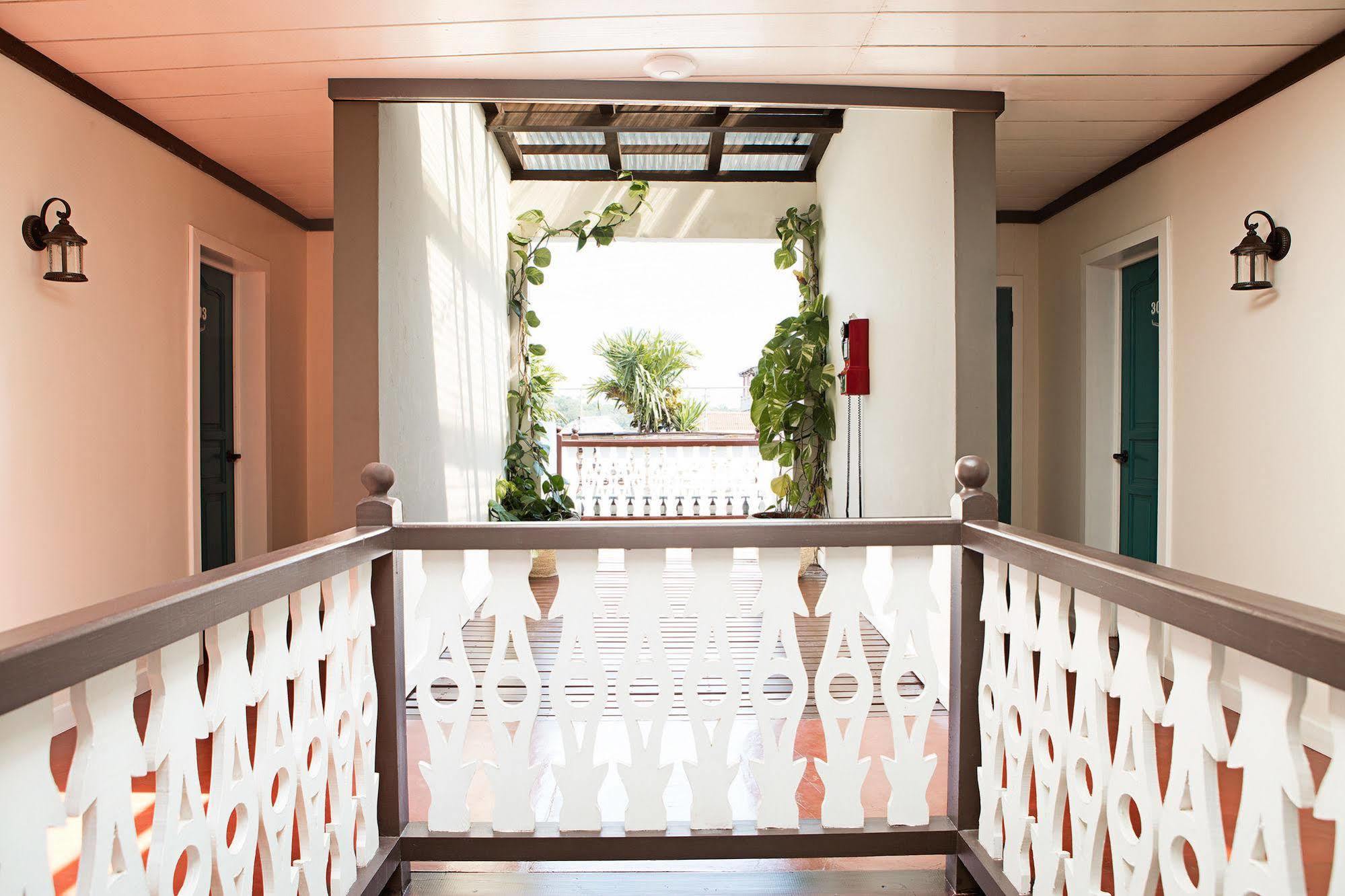 Hotel Isla De Flores Luaran gambar