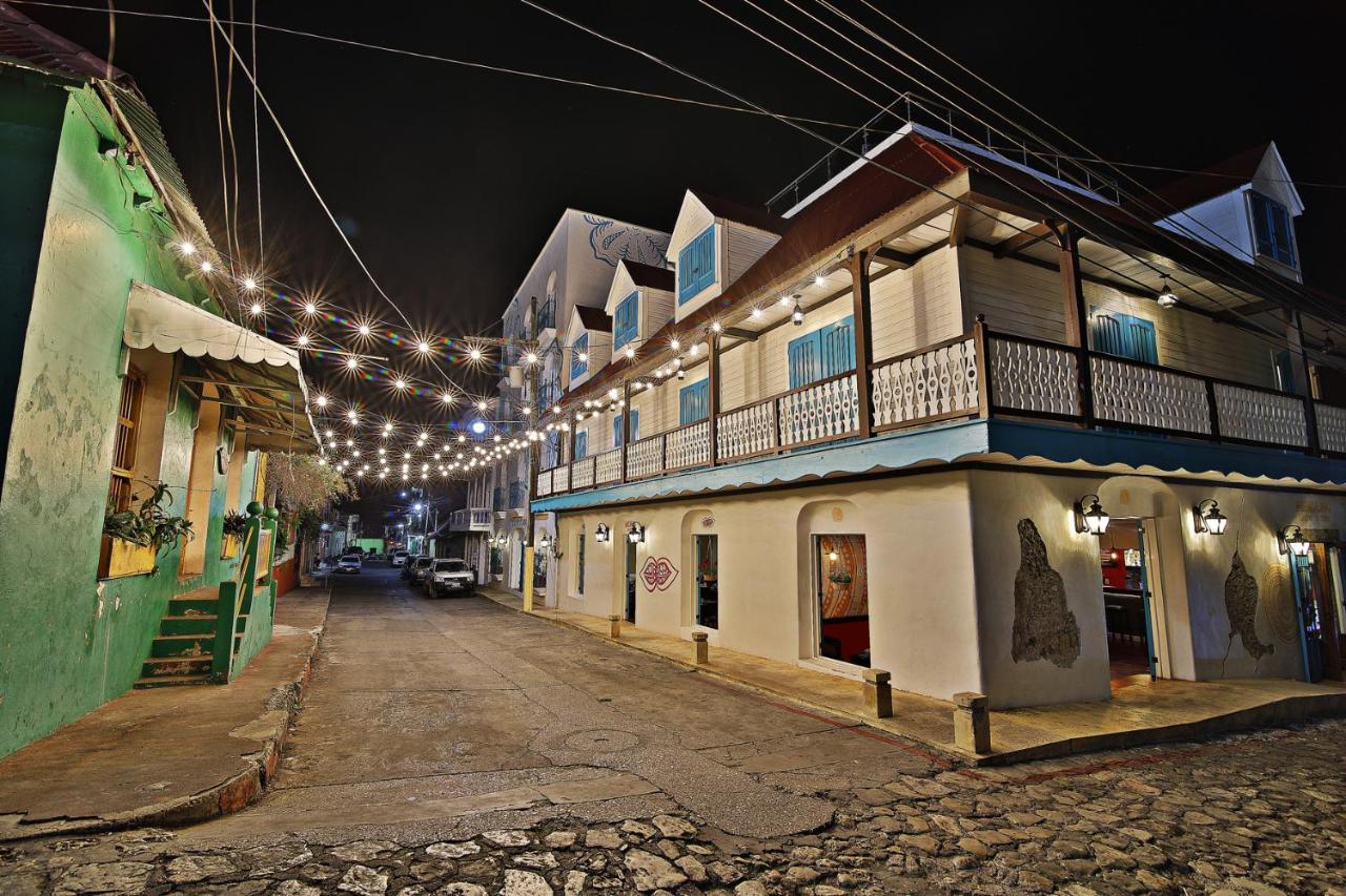 Hotel Isla De Flores Luaran gambar